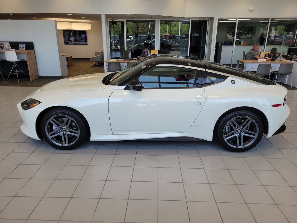 New 2026 Nissan Z Sport w/ Floor Mat Package RWD image 22