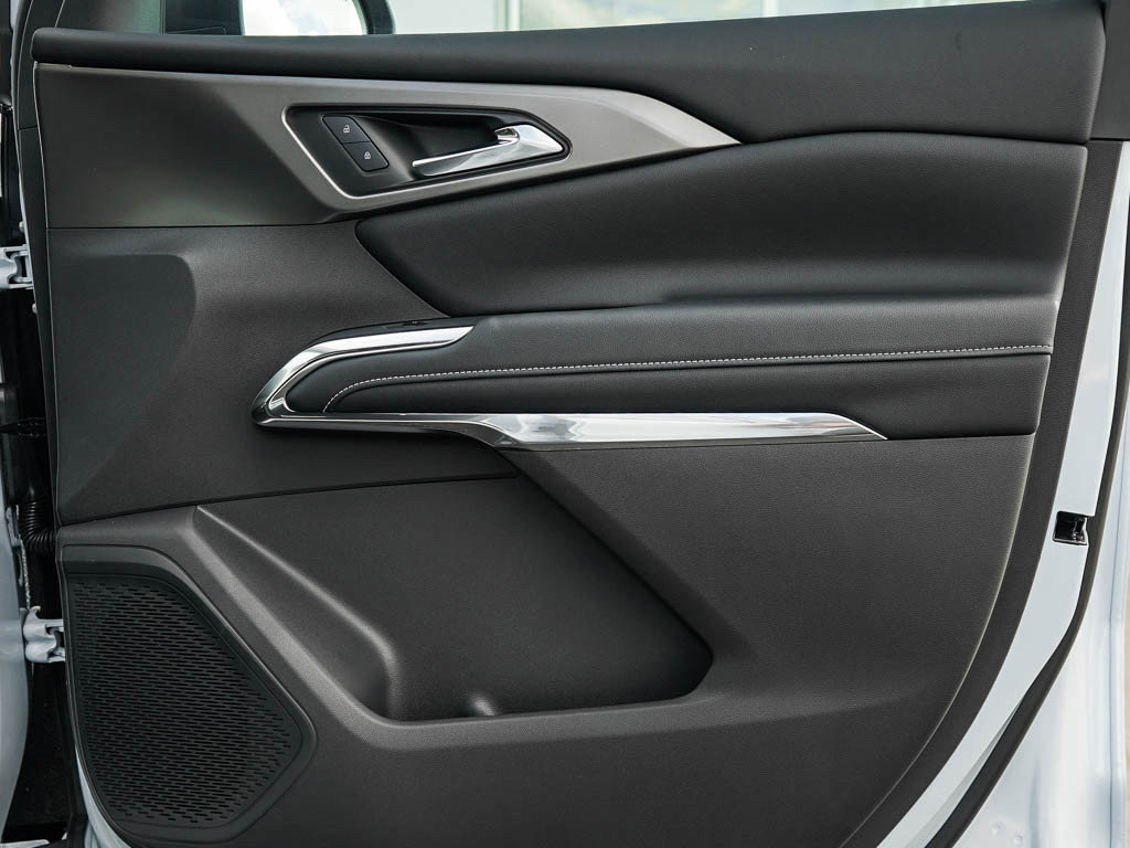 New 2026 Chevrolet Traverse LT w/ Midnight/Sport Edition image 10