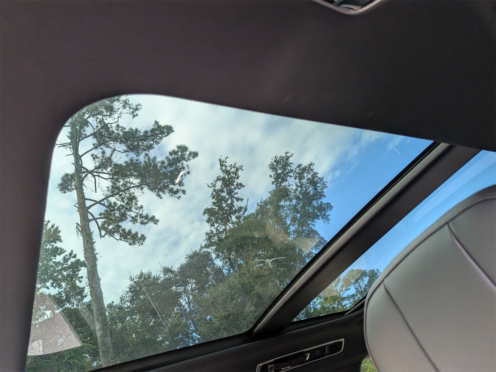 Used 2023 Land Rover Range Rover SE image 27