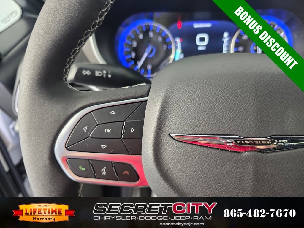 New 2026 Chrysler Voyager LX image 16