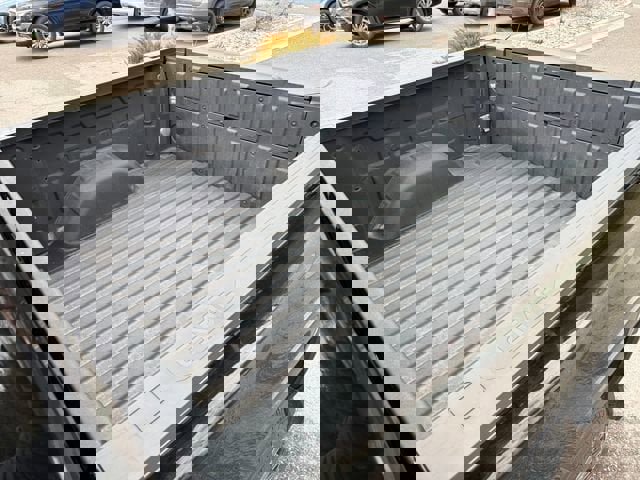 Certified 2024 GMC Sierra 1500 AT4 w/ Technology Package image 26