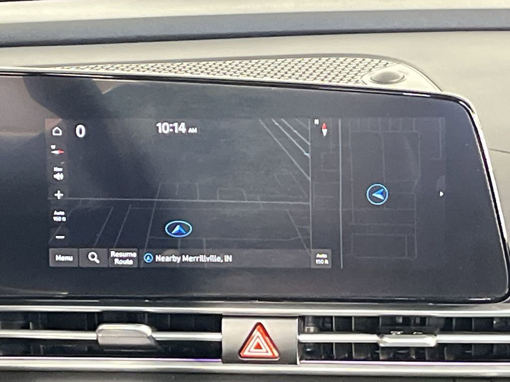 Used 2025 Hyundai Elantra Limited FWD image 18