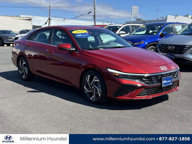 Certified 2025 Hyundai Elantra SEL