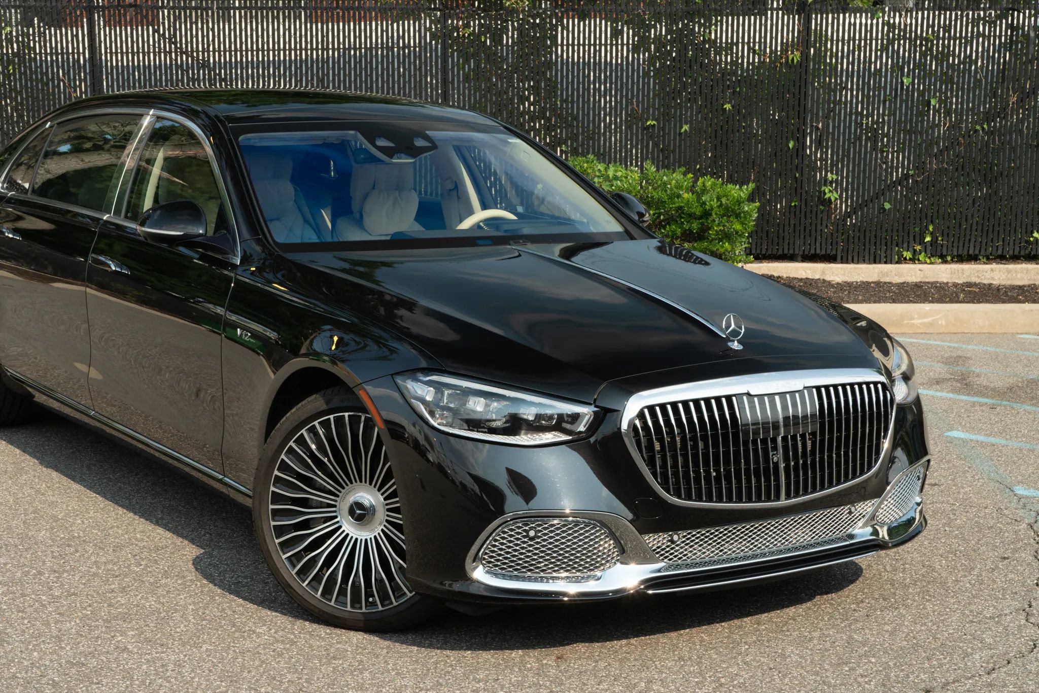 Used 2023 Mercedes-Benz Maybach S 680 4MATIC image 35