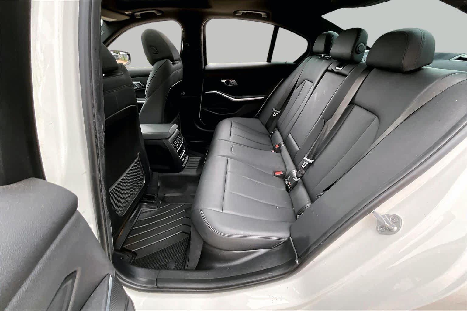 Used 2020 BMW 330i Sedan w/ Convenience Package RWD image 20