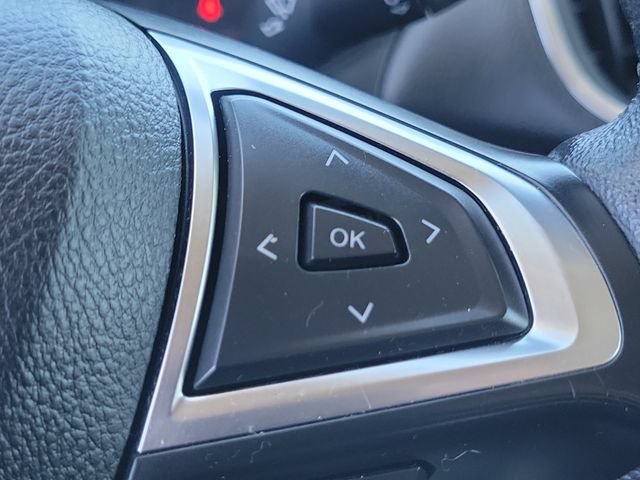 Used 2022 Ford Edge Titanium w/ Equipment Group 301A AWD/4WD image 9