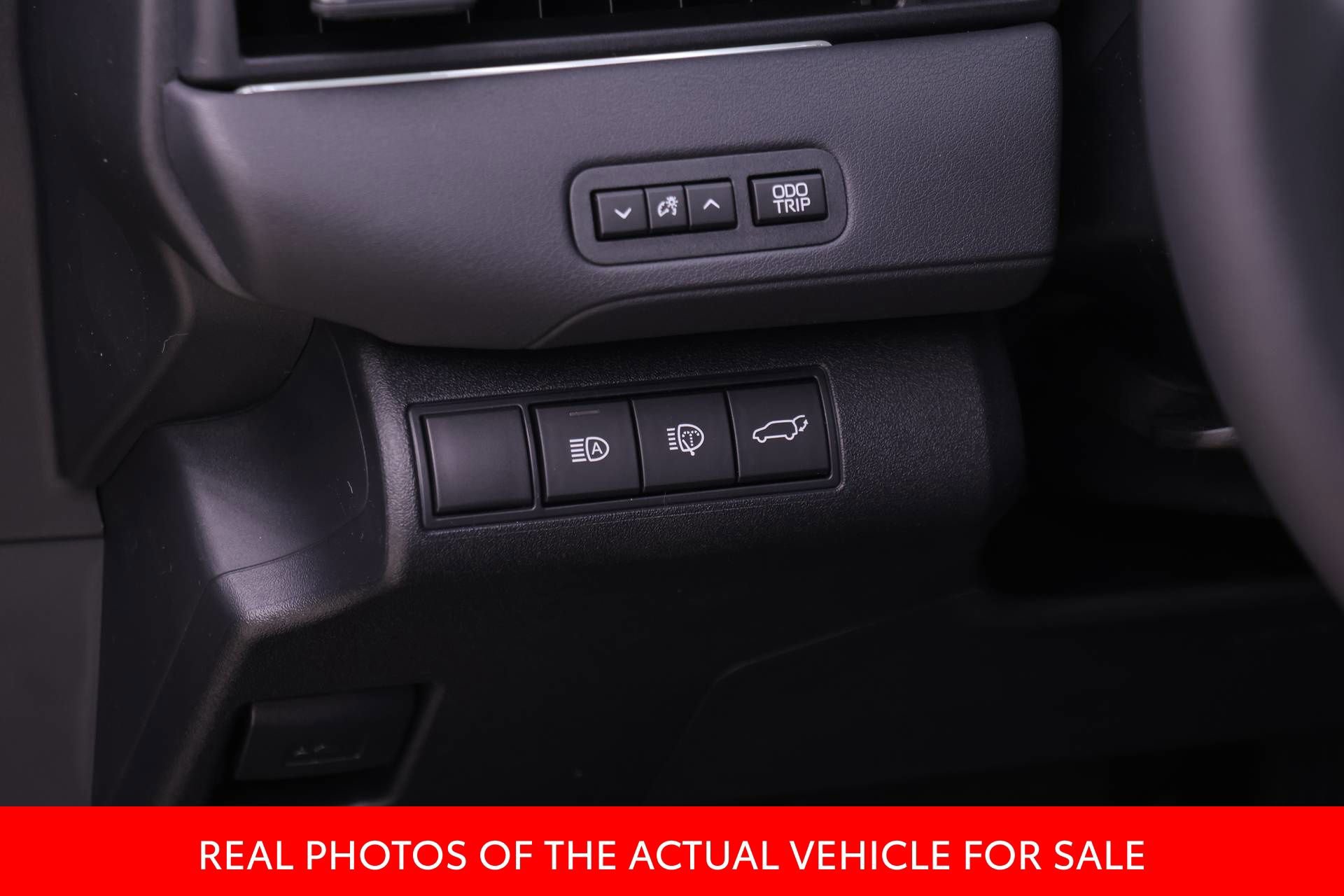 New 2026 Toyota C-HR AWD/4WD image 15