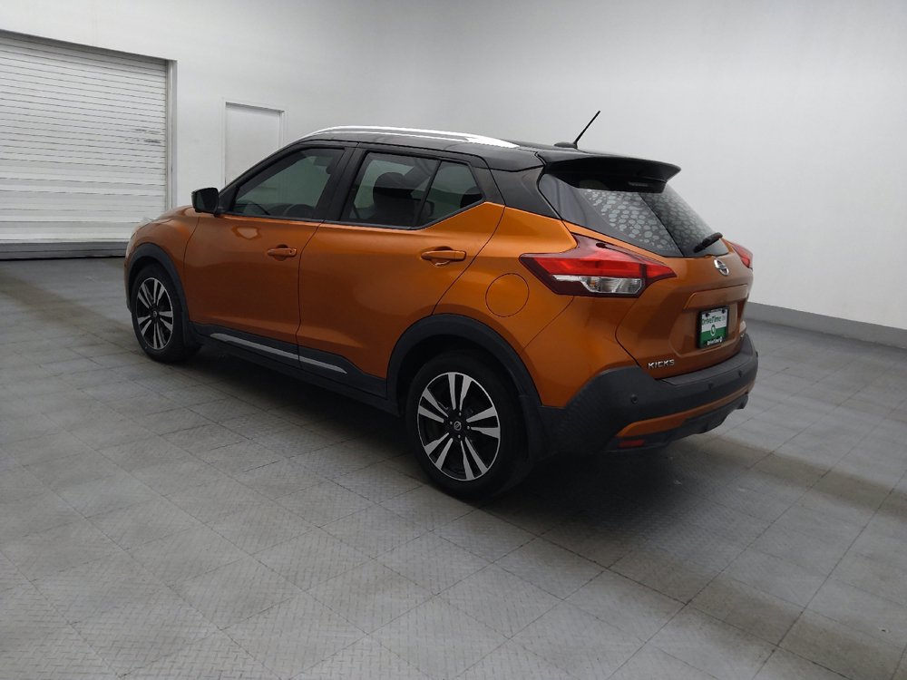 Used 2020 Nissan Kicks SR FWD image 3