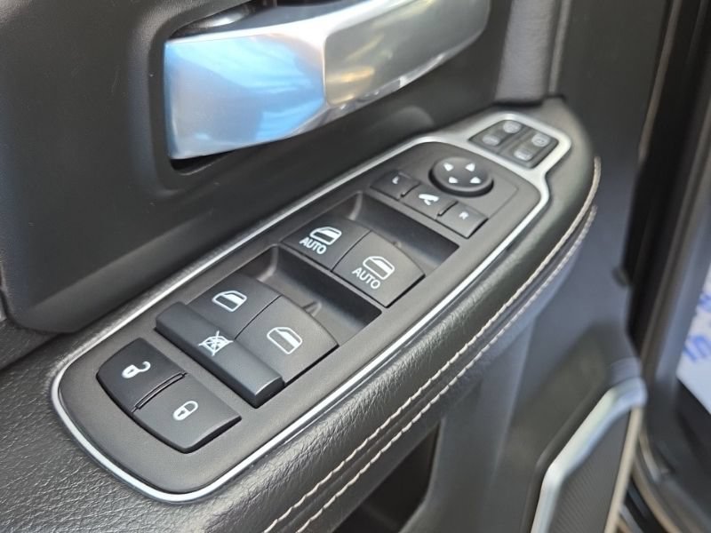 Used 2023 RAM 2500 Laramie w/ Night Edition AWD/4WD image 26