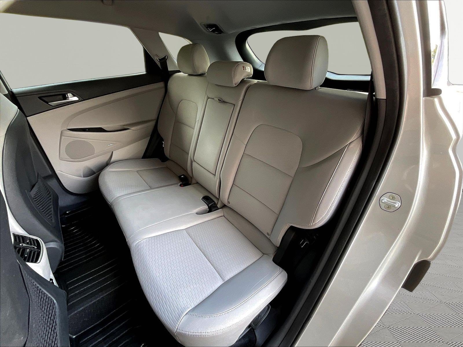 Used 2019 Hyundai Tucson Sport FWD image 21