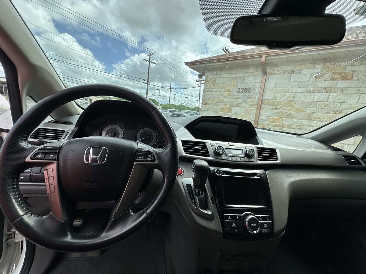 Used 2016 Honda Odyssey EX-L image 12