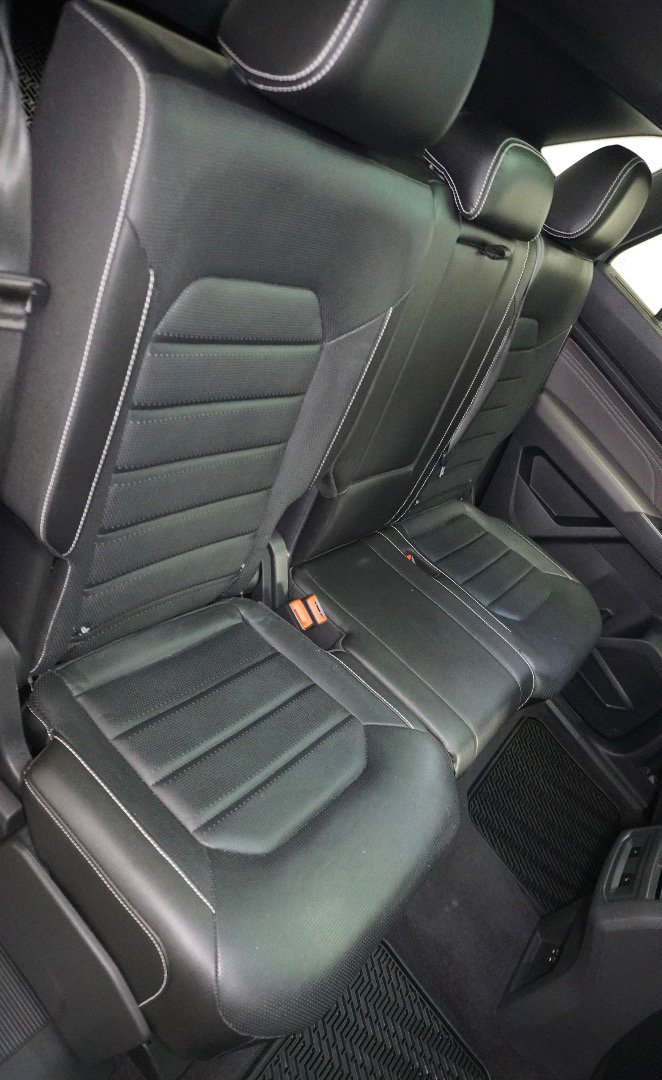 Used 2021 Volkswagen Atlas Cross Sport SEL Premium image 8