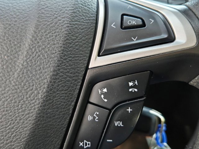 Used 2015 Ford Fusion SE image 13