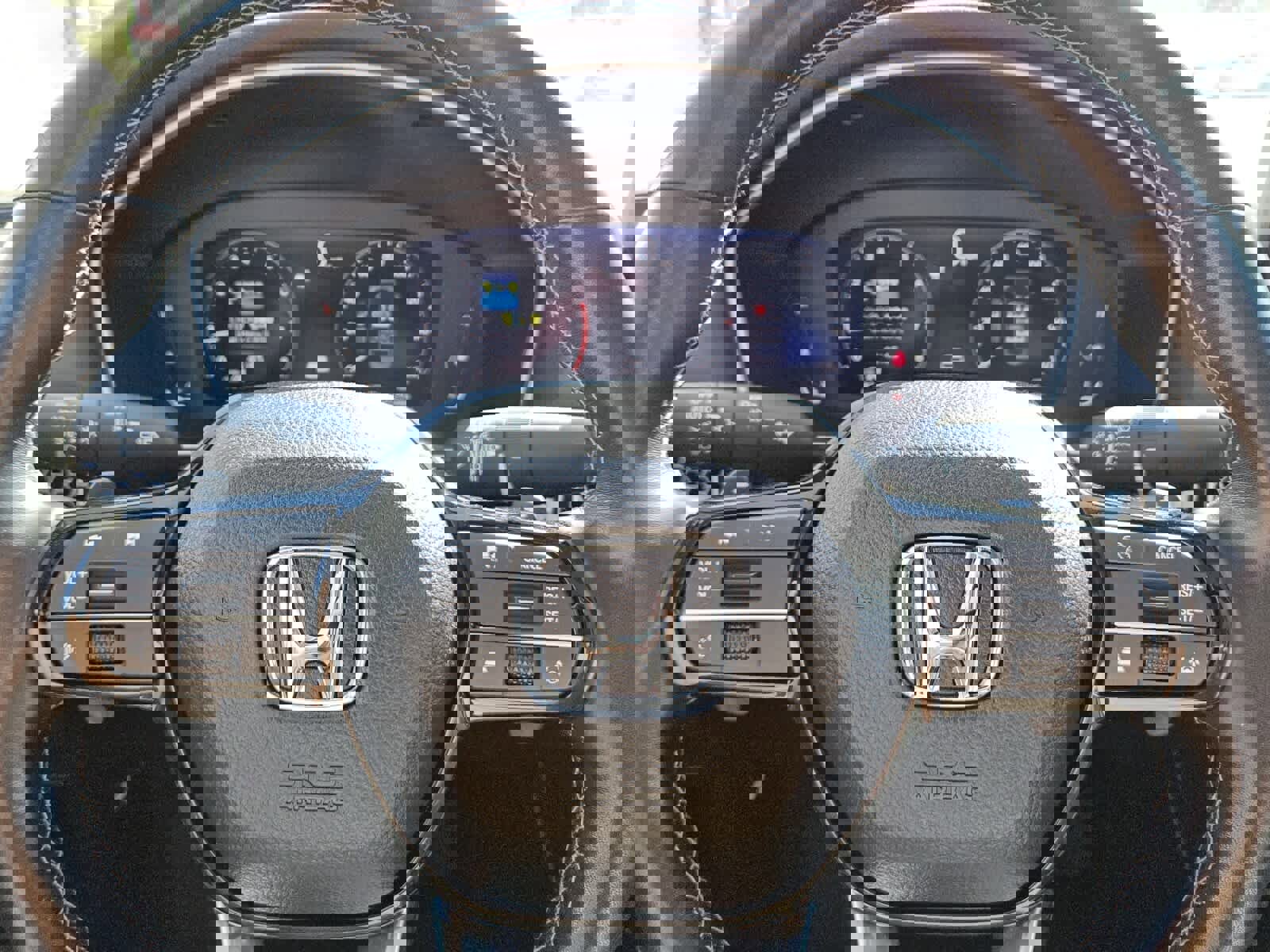 Used 2022 Honda Civic Touring image 11