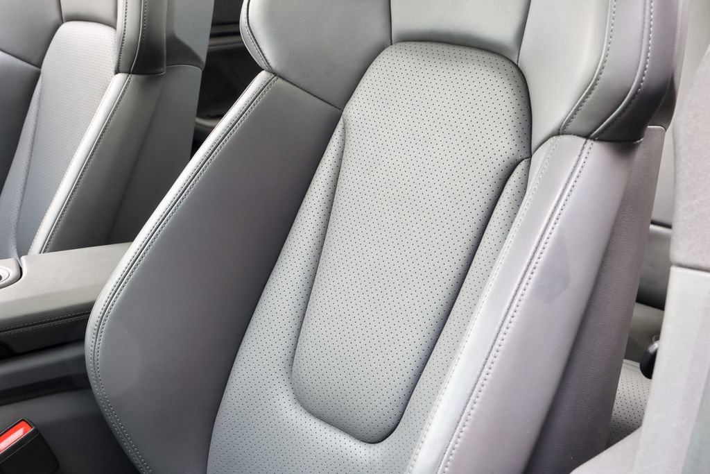 Certified 2022 Porsche Taycan GTS image 39