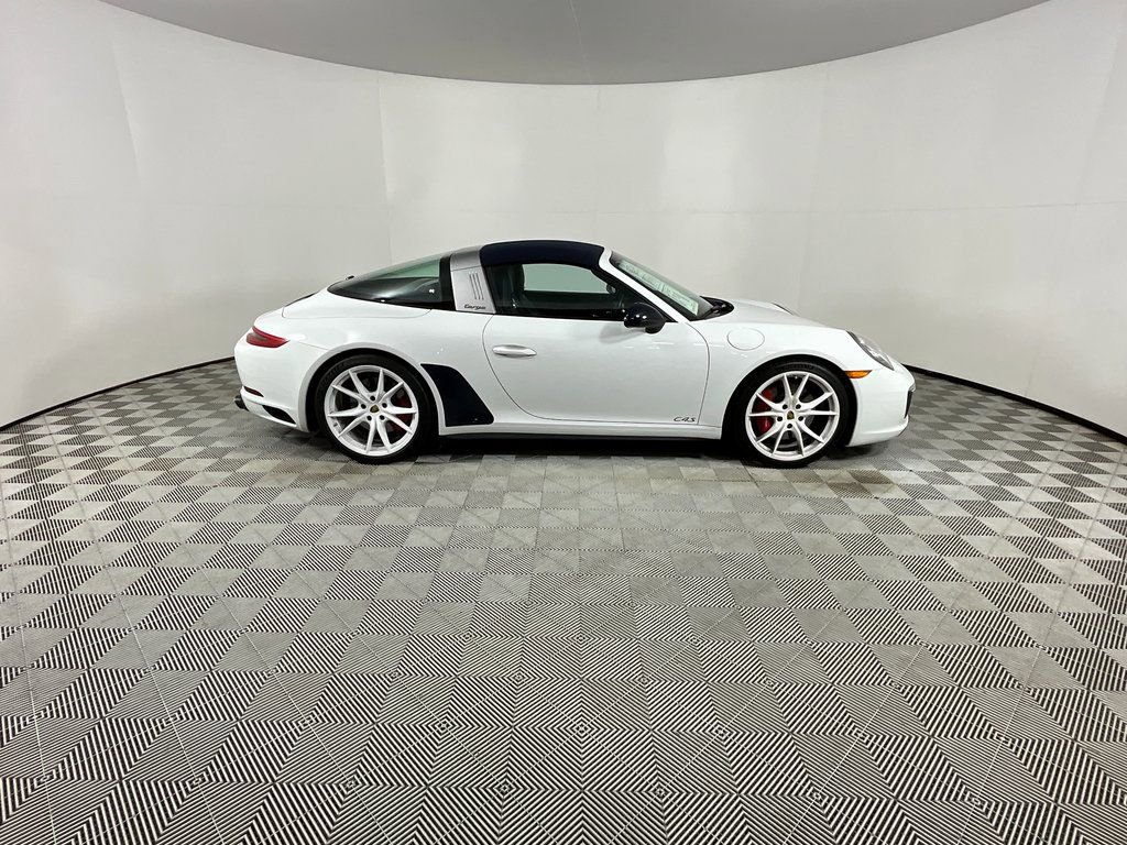 Used 2018 Porsche 911 Targa 4 GTS image 6