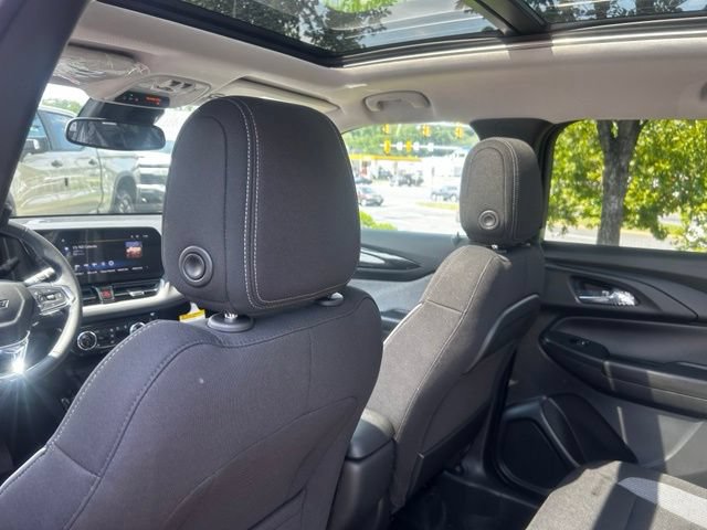New 2026 Chevrolet TrailBlazer LT w/ Convenience Package AWD/4WD image 14