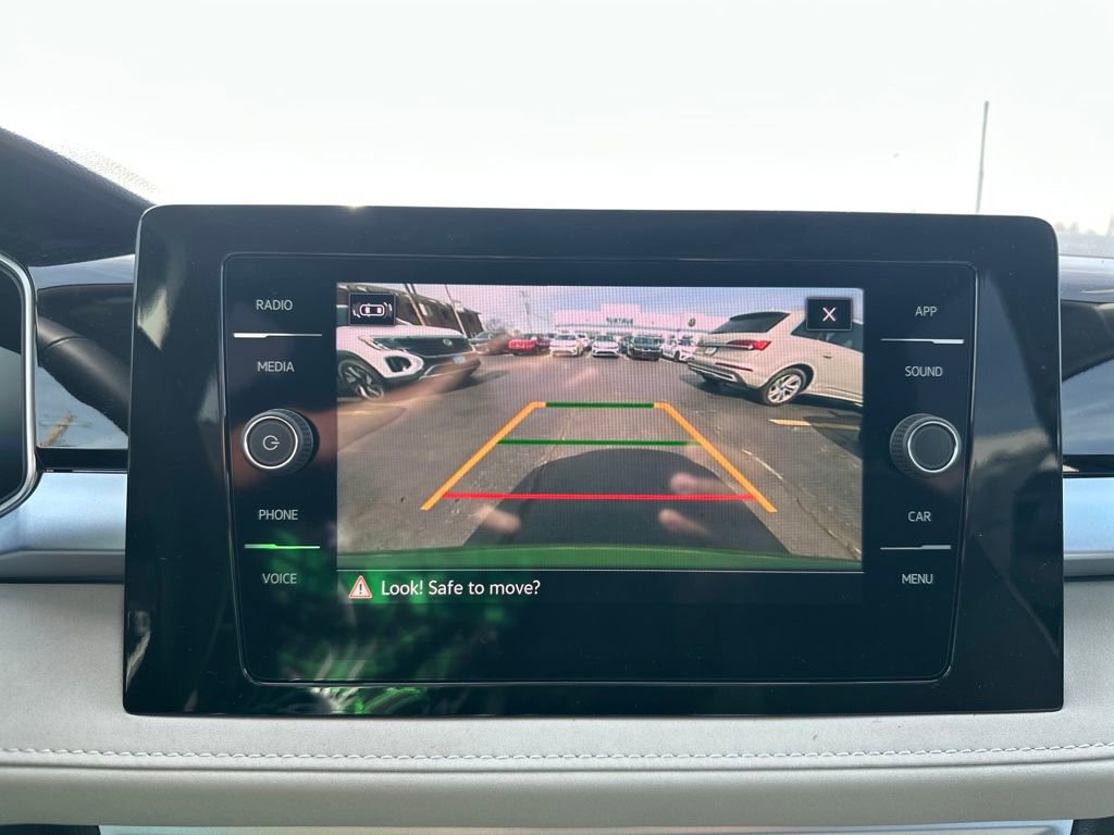 New 2026 Volkswagen Taos SE AWD/4WD image 23