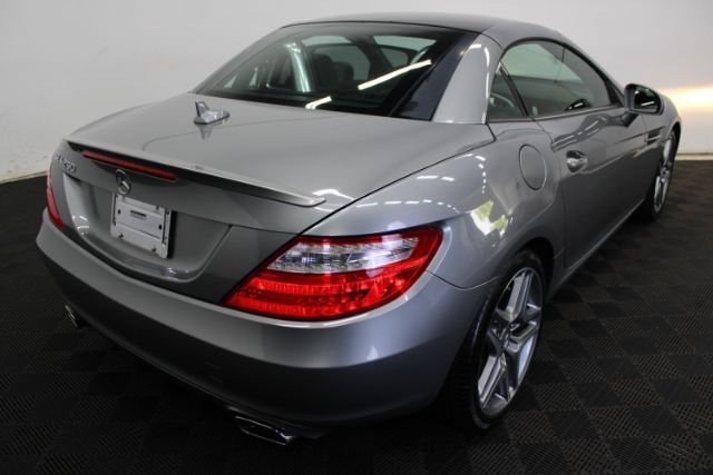 Used 2014 Mercedes-Benz SLK 250 image 31