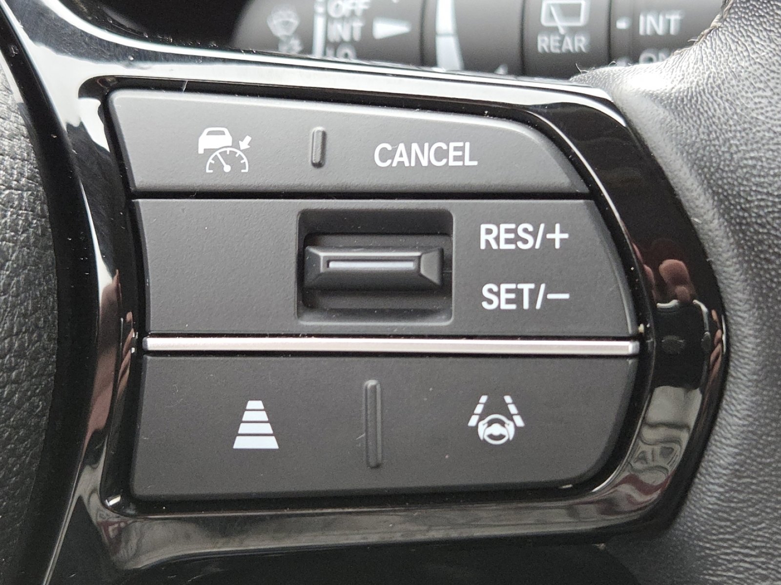Certified 2024 Honda Civic EX-L image 10