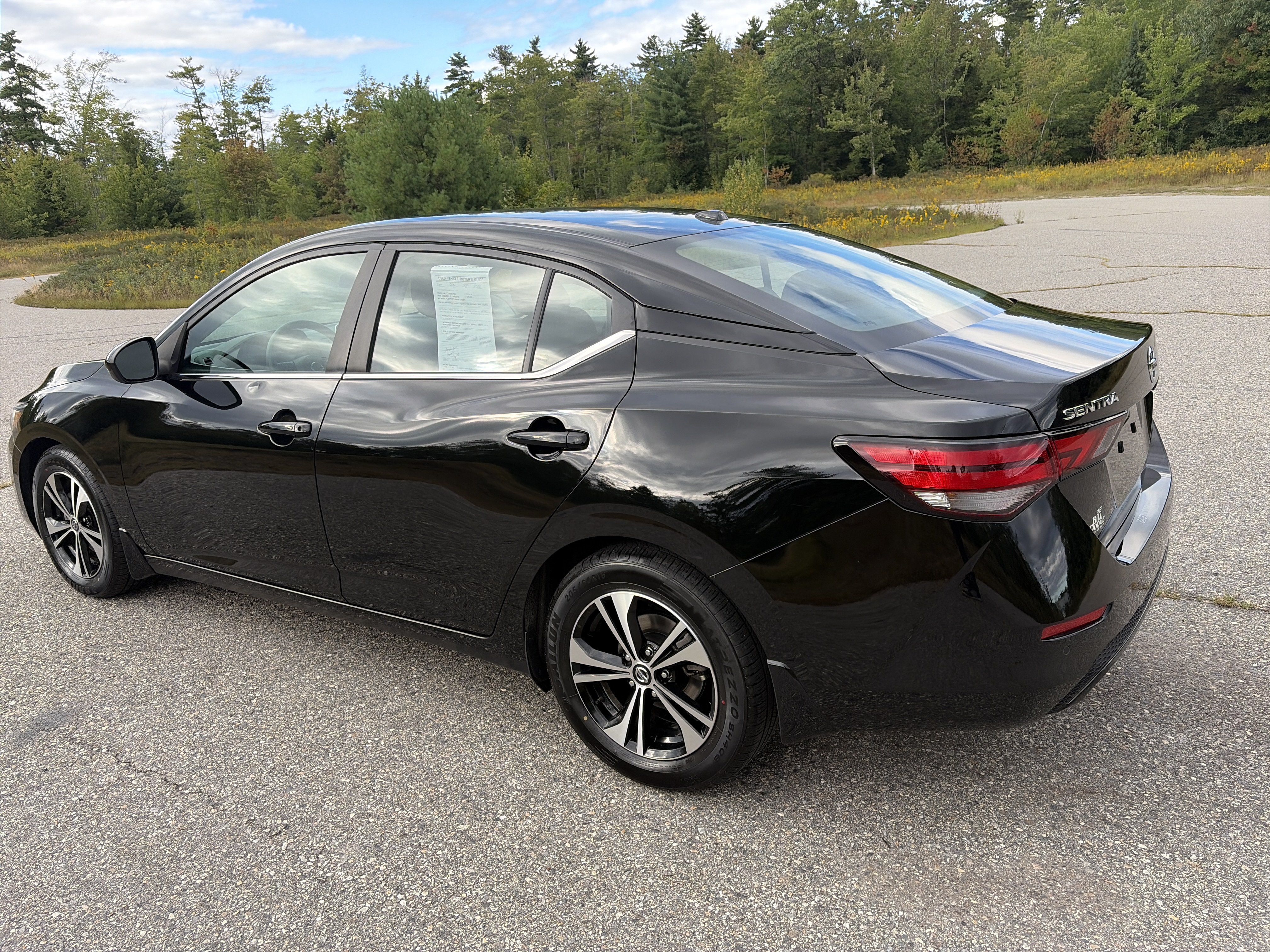 Used 2023 Nissan Sentra SV w/ Trunk Package FWD image 10