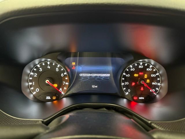 New 2026 Jeep Compass Latitude image 18