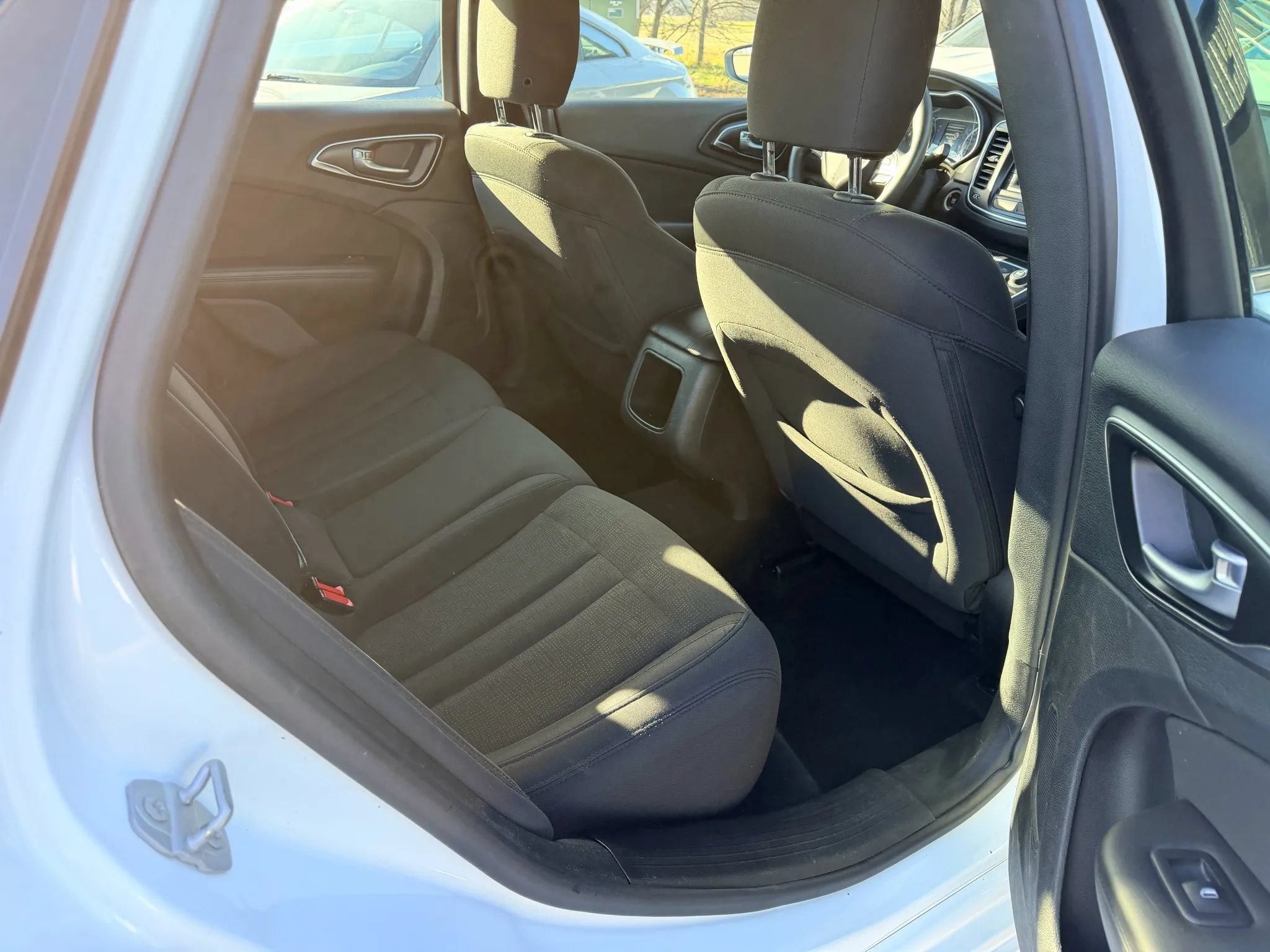 Used 2016 Chrysler 200 Limited FWD image 17