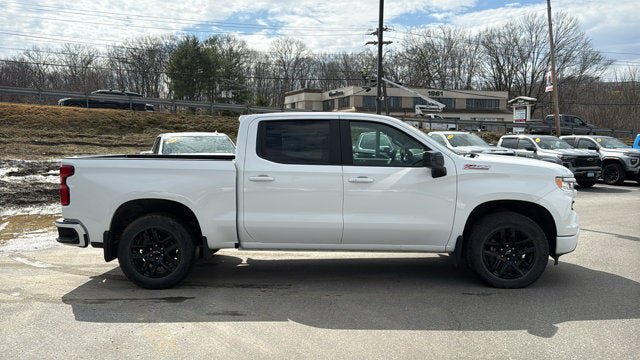 Used 2022 Chevrolet Silverado 1500 RST AWD/4WD image 5