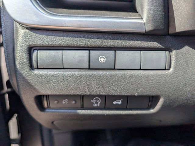 Used 2024 Nissan Rogue SV image 23