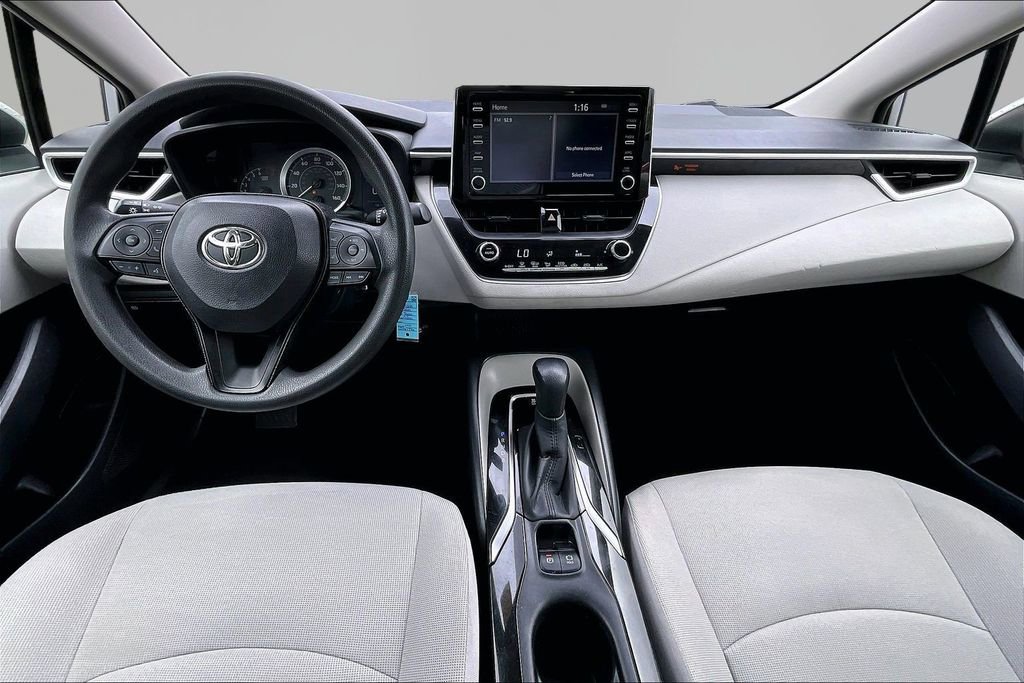 Used 2020 Toyota Corolla LE FWD image 7