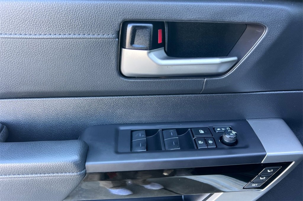 Used 2023 Toyota Tundra Limited image 14