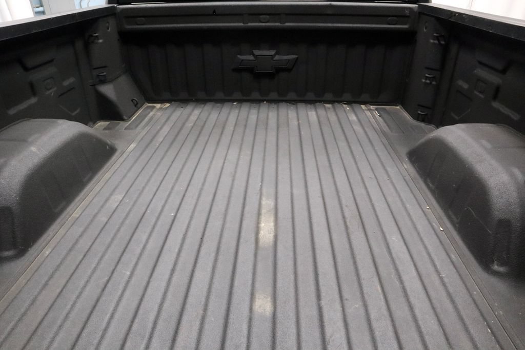 Used 2021 Chevrolet Silverado 1500 RST w/ Convenience Package II AWD/4WD image 13