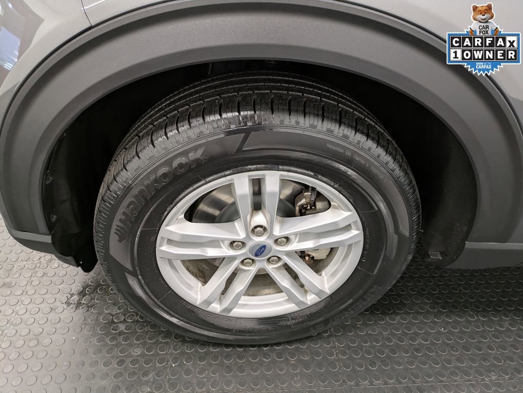 Used 2023 Ford Explorer XLT image 8