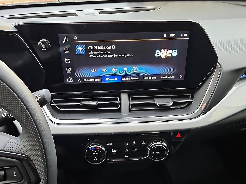 New 2026 Chevrolet Trax LT FWD image 17