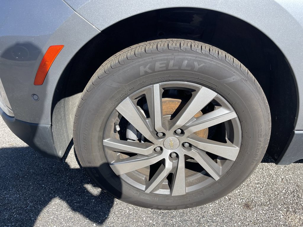 Used 2024 Chevrolet Equinox Premier AWD/4WD image 10