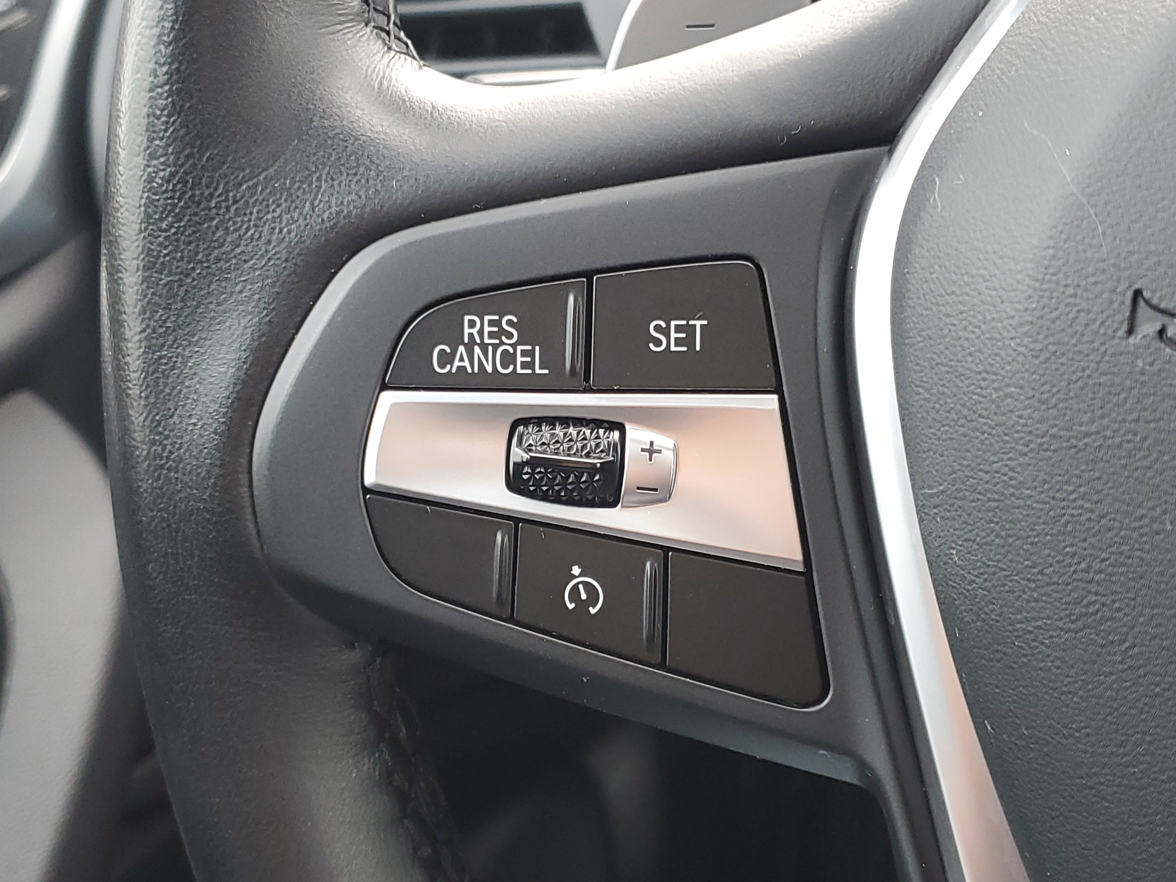 Used 2021 BMW X3 xDrive30i w/ Convenience Package image 12