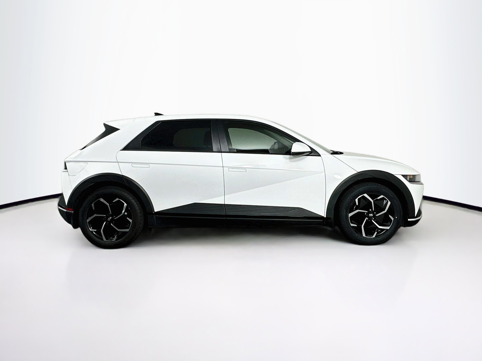 Used 2024 Hyundai Ioniq 5 SEL RWD image 10