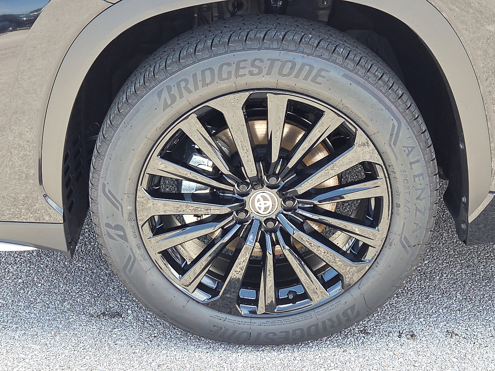 New 2026 Toyota Highlander XSE AWD/4WD image 5