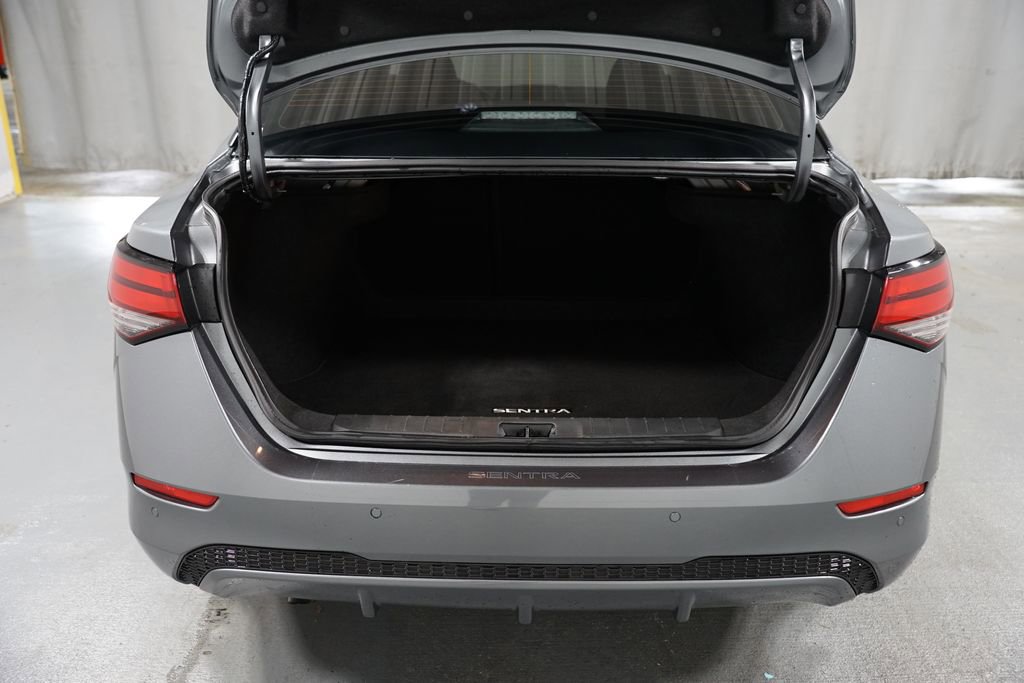 Used 2025 Nissan Sentra SV image 30