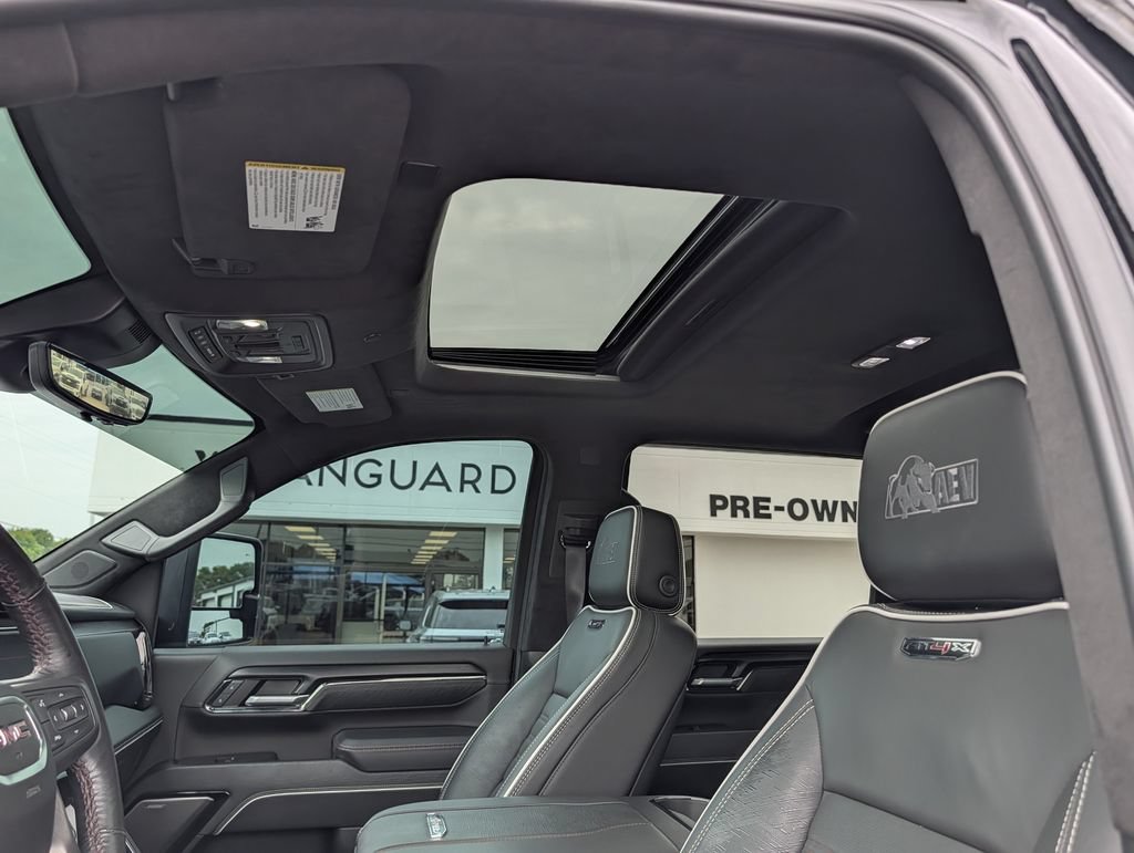 Used 2024 GMC Sierra 2500 AT4X w/ AT4X AEV Edition AWD/4WD image 28