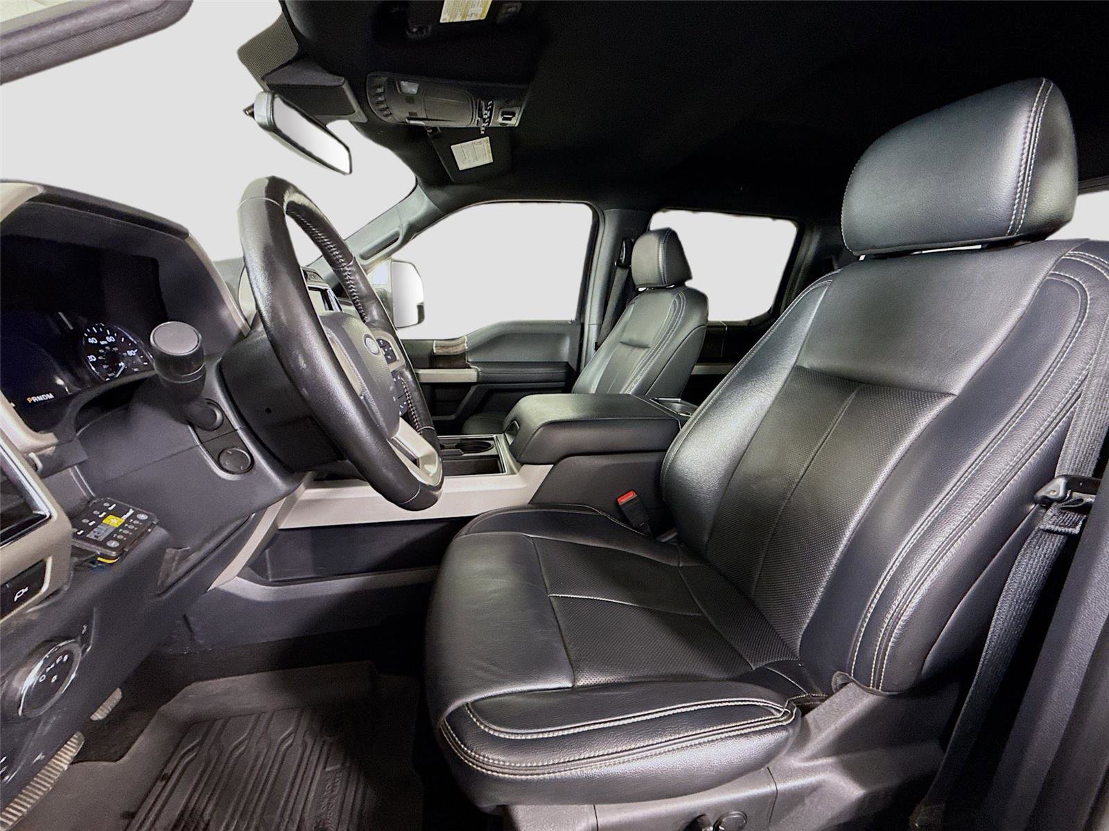 Used 2022 Ford F350 Lariat w/ Lariat Ultimate Package image 15