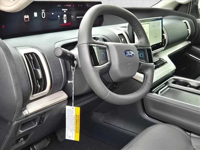 New 2026 Ford Expedition Max Active image 3