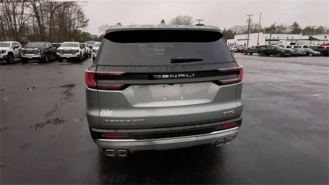 New 2026 GMC Acadia Denali image 7