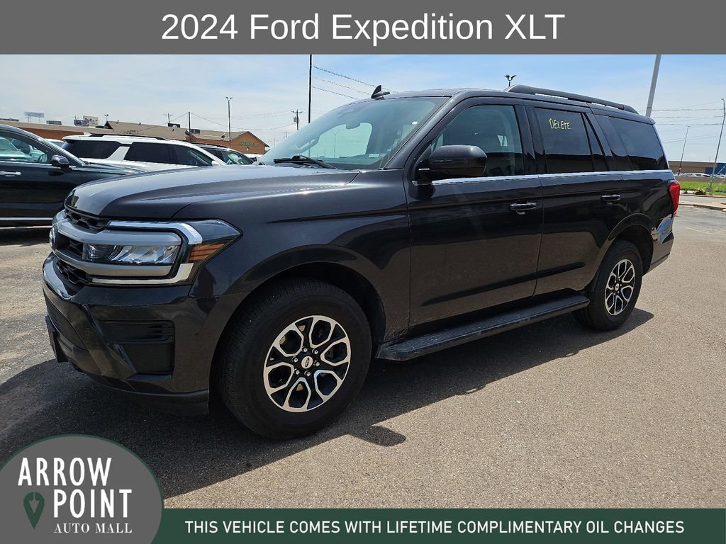 Used 2024 Ford Expedition XLT RWD image 5