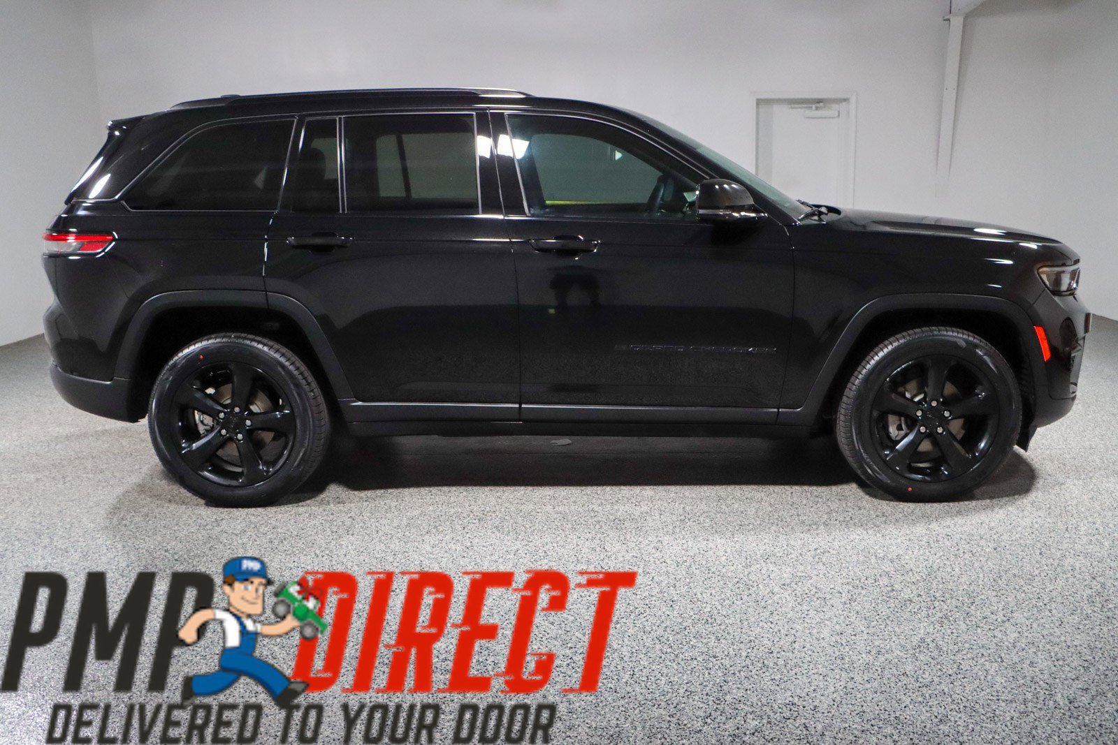 Used 2023 Jeep Grand Cherokee Altitude image 6