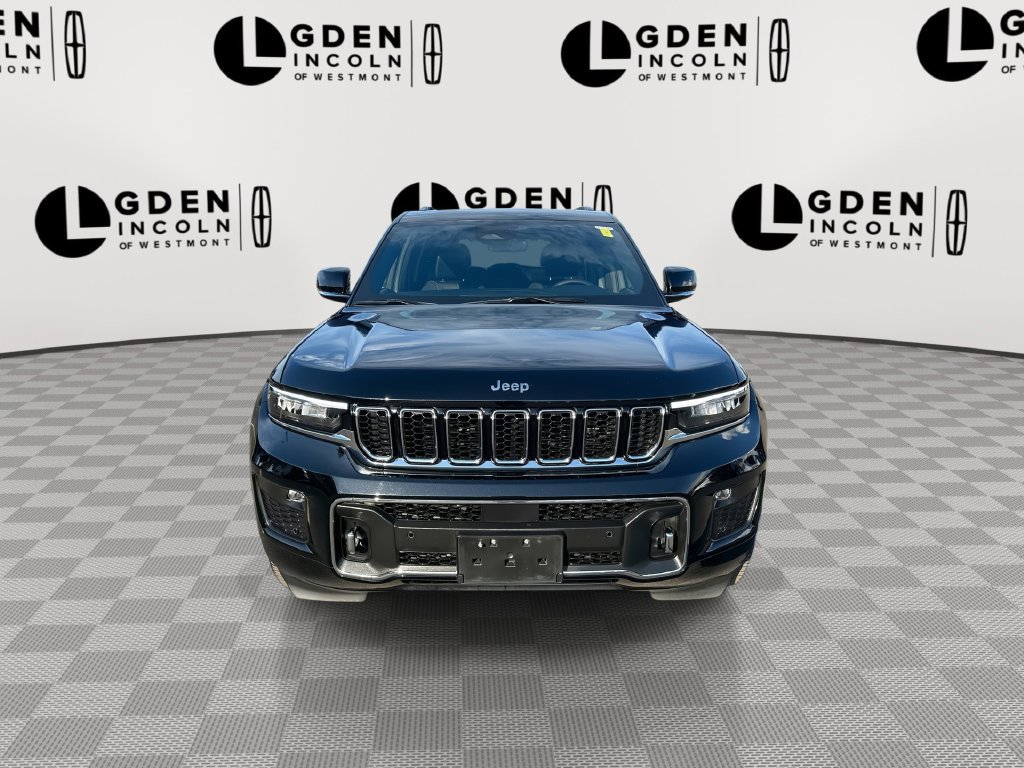 Used 2023 Jeep Grand Cherokee Overland w/ Luxury Tech Group IV AWD/4WD image 3