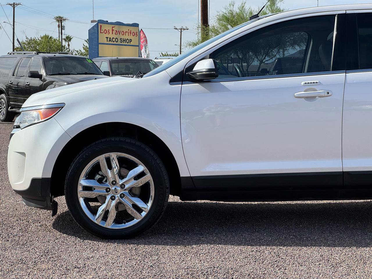 Used 2012 Ford Edge Limited FWD image 4