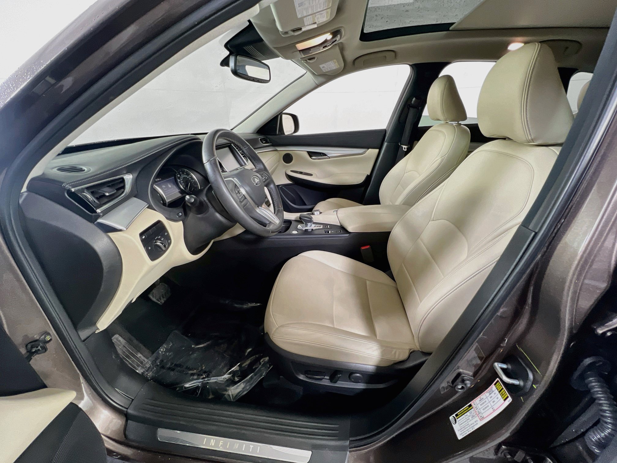 Used 2019 INFINITI QX50 Luxe AWD/4WD image 20