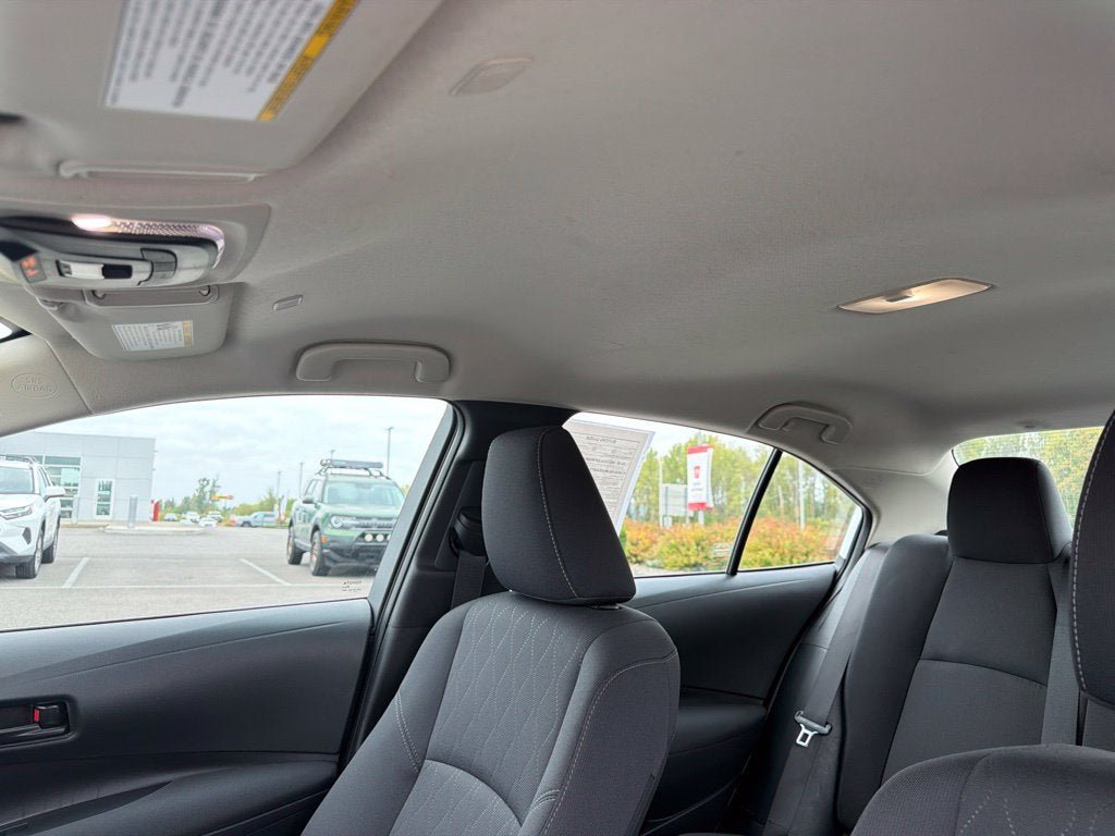 Used 2024 Toyota Corolla LE FWD image 18