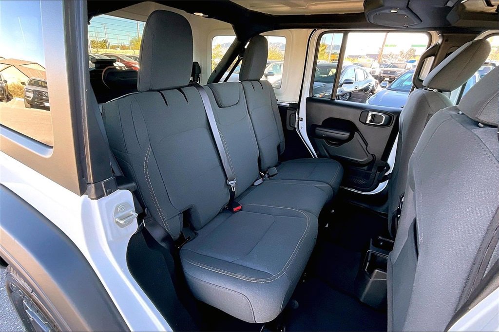 Used 2024 Jeep Wrangler Sport S image 25
